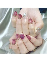 ヒトミネイルズ(Hitomi Nails)/