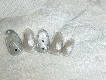 リベレ(LIBELLE)/ドットネイル/シルバーネイル