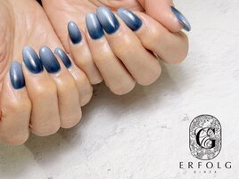 雪のように美しい冬ネイル！