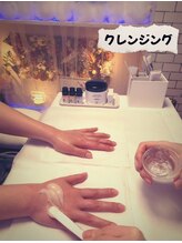 サロンドチル(SALONdeCHILL)/優しく角質ケア潤うクレンジング