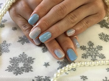 ネイルミュージアム(Nail Museum)/【秋】ブルー縦グラデーション