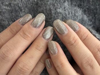 スモーキーネイル(smoky nail)