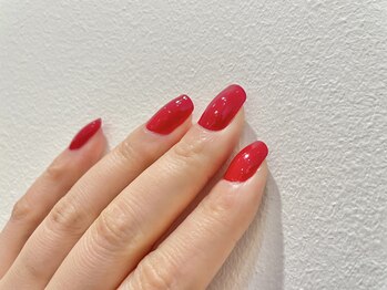 ヴェルニ(Vernis)/基本の赤ネイル