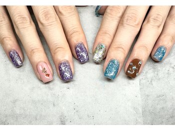 ケーエヌ(KN)/個性派ネイル