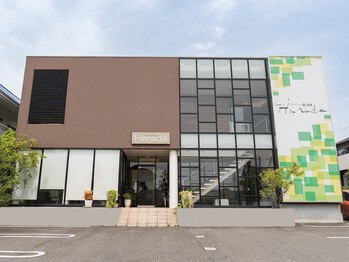 ヘアーアンドエステ ハラダ 滝ノ水店/外観