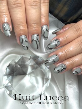 ユイット ルッカ(Huit Lucca)/ハンドネイル