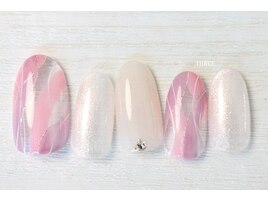 プッチ柄ネイル