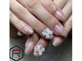 ビジュー付きラメグラデーション