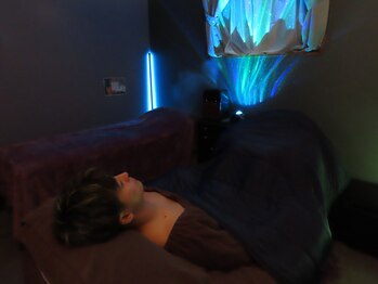 130°の癒し 長岡北店/照明にもこだわっています