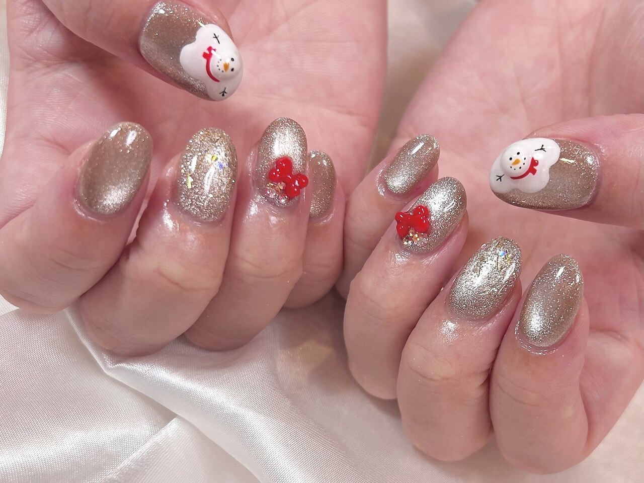 2026年冬トレンド】雪だるまのネイルデザイン集｜人気順｜4ページ目