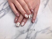 ネイルアトリエルカ(nail atelier LUCA)/W-560 マグネット×蝶々ネイル