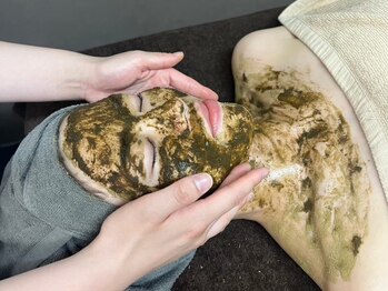 リリー ネイル 三田店 アーネラ(Lily nail 三田店 Anela)の写真/肌管理で解決！！肌荒れ、ざらつき、毛穴の開き、乾燥など、様々なお悩みを根本からケアします◎