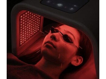 インヤン(yinyang)/肌管理LED【赤】ハリ弾力モード