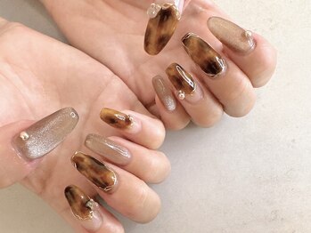 ミリ ミリ(mili mili)/べっ甲ネイル