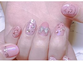 パールピンクが可愛い推しネイル