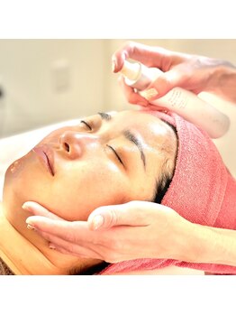 サロンドペオニー 川内店(salon de peony)/毛穴　小顔　フェイシャル