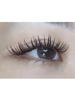 ボリュームのある目元にしたい