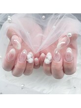 シュシュ(Chou Chou)/キラキラチークネイル