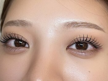 ウユラッシュ(Uyu lash)/