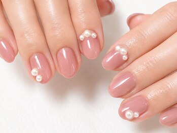 マイネイル(my nail)の写真/肌がきれいな印象へ☆パールとベージュのシンプルネイルでオフィスも日常も上品に♪
挿入