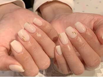 レミア 関内(REMIA)/11月　乳白ワンカラー