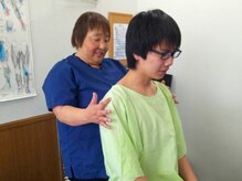 練馬カイロプラクティックセンターの雰囲気（体のゆがみを正す！などご自身の状態を考えられる事から伝えます）
