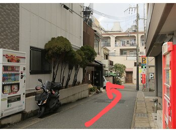 ルアーナ(Luana)/散髪屋さんの角を曲がると