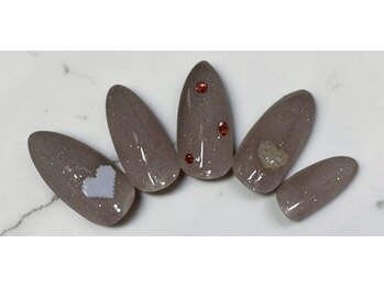 サロンドフェルメール/定額ハンド7700円
