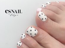 エスネイル 新宿西口店(es NAIL)