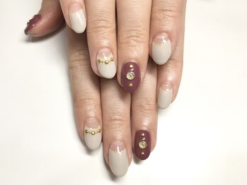 クォーターリゾートネイル(QUARTER RESORT nail)/逆フレンチくすみネイル☆