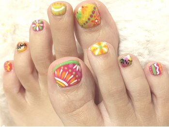サロン オリーブ(Salon Olive)の写真/フットネイルで足元も可愛く彩りましょう♪トレンド~個性派まで対応しているので“やりたい”が叶う！