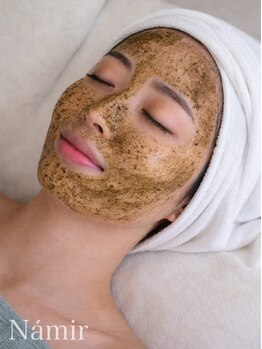 脱毛サロンnamir札幌店【ブラジリアンワックス/美容脱毛/眉毛】~メンズ/レディース~の写真/スタッフ人気No1◆Afterがスゴイ!!【―SNS話題!剥離なし”国産ハーブピーリング”で毛穴レスのお肌へ―】