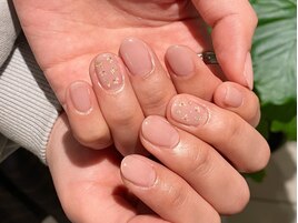 Simple。