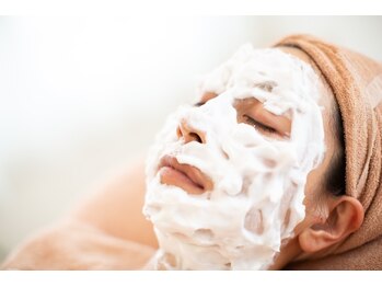 リンド エステ まつげ 京成大久保(Lind)/毛穴ケア♪炭酸泡パック[習志野]