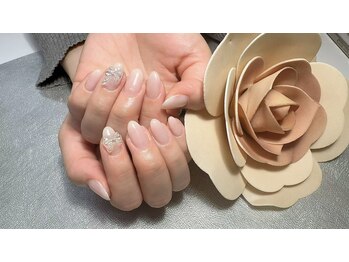 エミー(emmi)/
