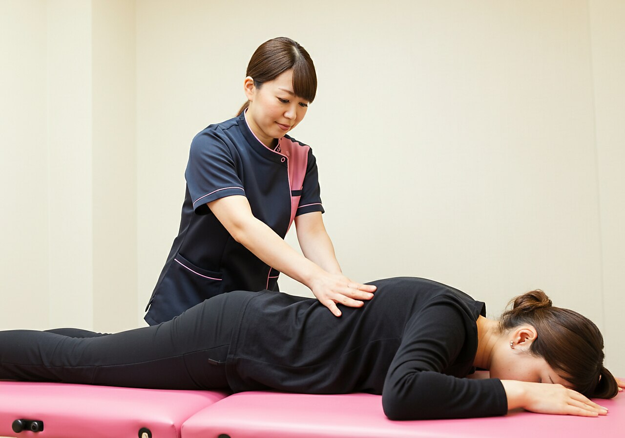 【初回体験】自分では限界,,骨盤矯正×凹凸脂肪ケアで自分で痩せれる身体へ！