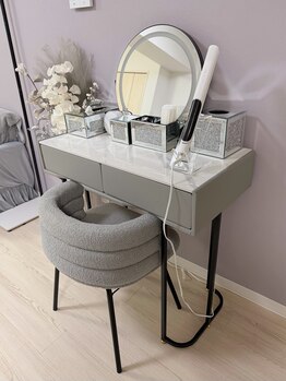 ルメ(Lum:e)/メイク台