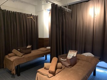 グイット 江坂店(Goo-it!)