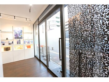 ポーラ ブルーノート 西明石駅前店(POLA Blue Note)/エントランス