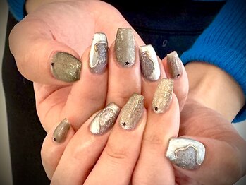 ヌル ネイル 堀江(NURU NAIL HORIE)/マグネットアレンジ個性派ネイル