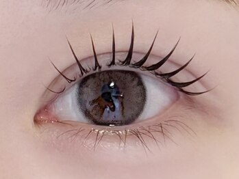 ミラー(MIRROR)の写真/【大人女性に人気のサロン♪】可愛い店内×モチの良さで納得の満足度！理想のお目元で毎日の気分もUP★