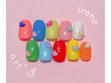 イロネ(irone)の雰囲気（定額アートは季節に合わせて更新しております。）