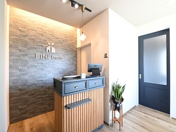 ファインベース(FINE base)/シンボルウォール&カウンター