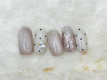 シード(Seed)/うる艶マグネット11000円/ドット