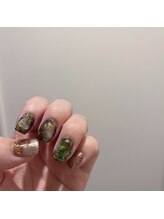 プリュネ(Prune)/ブラウン/グリーン/ゴールド