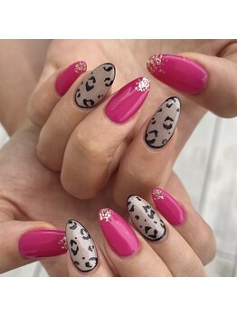 グリーディ(greedy)/ヒョウ柄ネイル