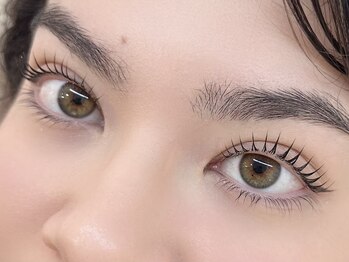 ディスカンソ アイラッシュ(descanso eyelash)/ラッシュリフト