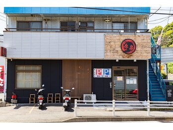 ラッシュアップ(LshUp)/当店ビルの外観