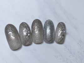 ダスティーグレー