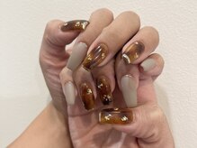 プラス サード(Plus 3rd)/べっ甲ネイル　by tomoe.i